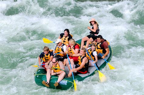Discover the Magic Falks River: A World-Class White Water Rafting Destination